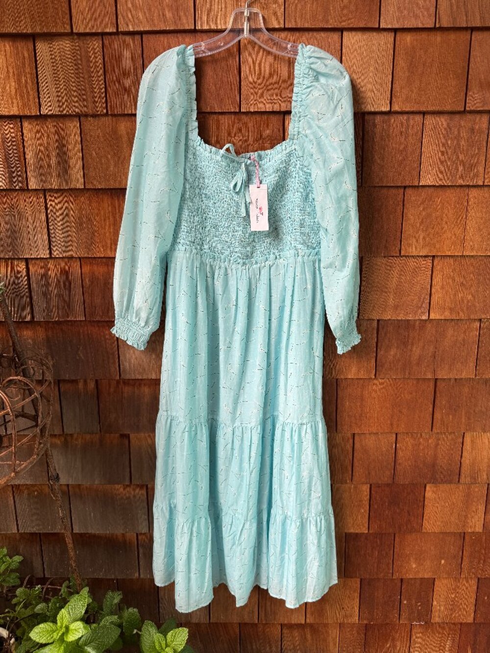 NWT Vineyard Vines Smocked Midi Tiered Long Sleeve Dress in Women's Large